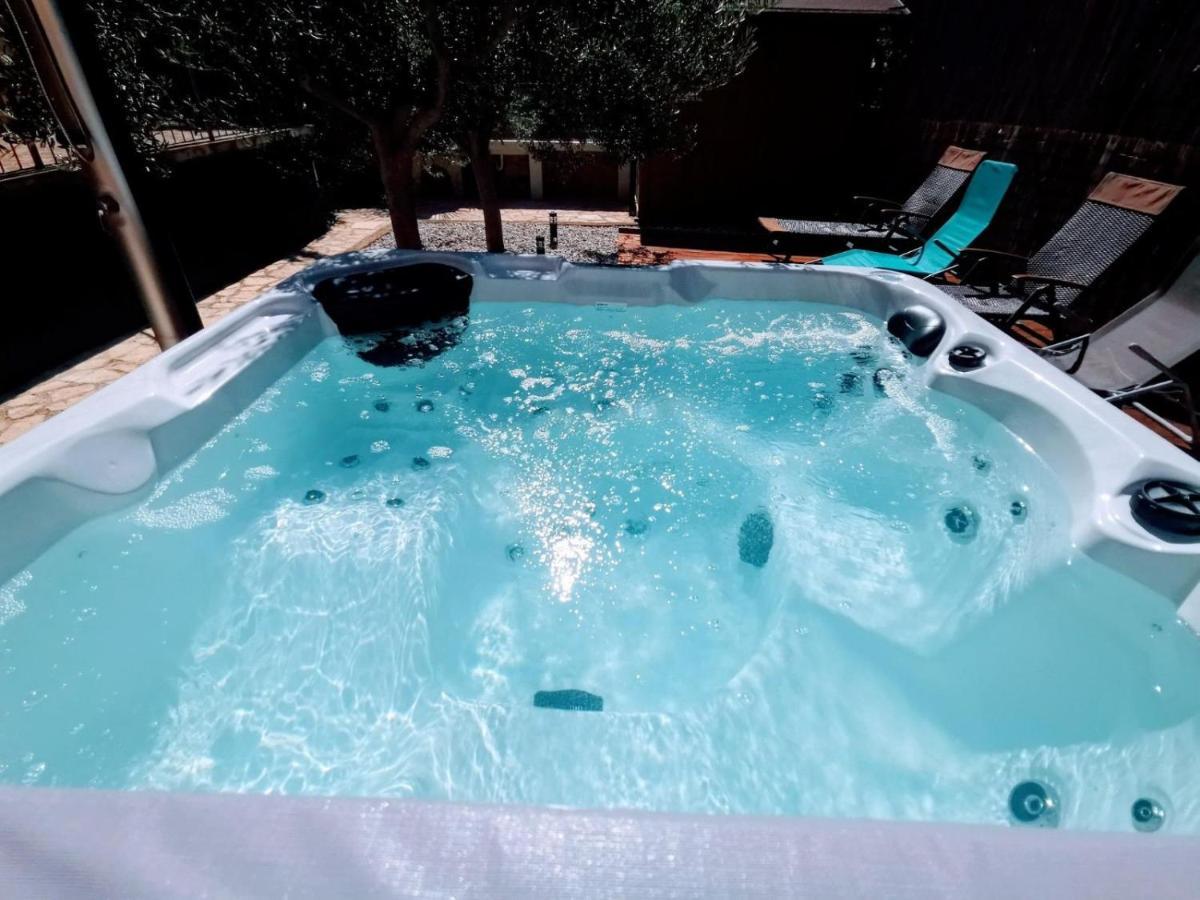 Holiday Home Istra With Jacuzzi Медулин Екстериор снимка