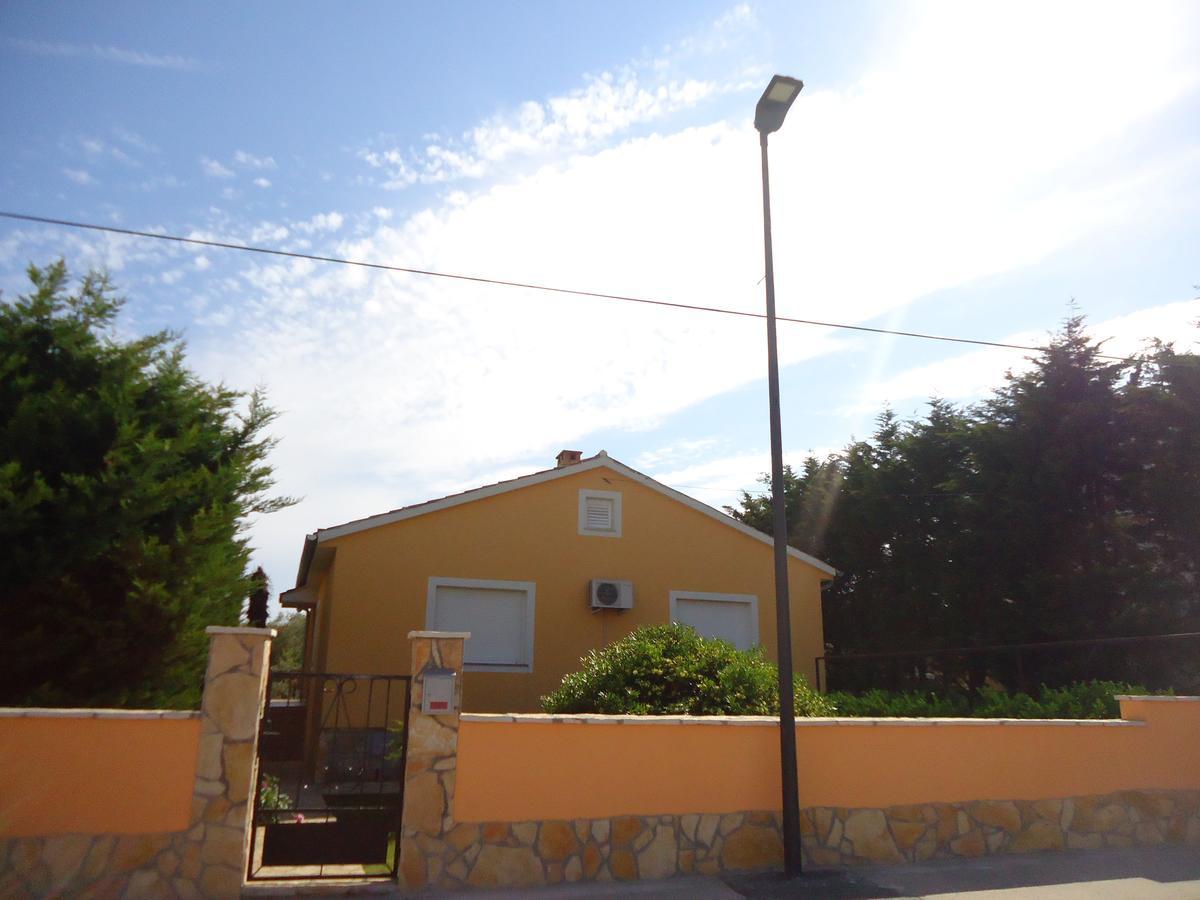 Holiday Home Istra With Jacuzzi Медулин Екстериор снимка